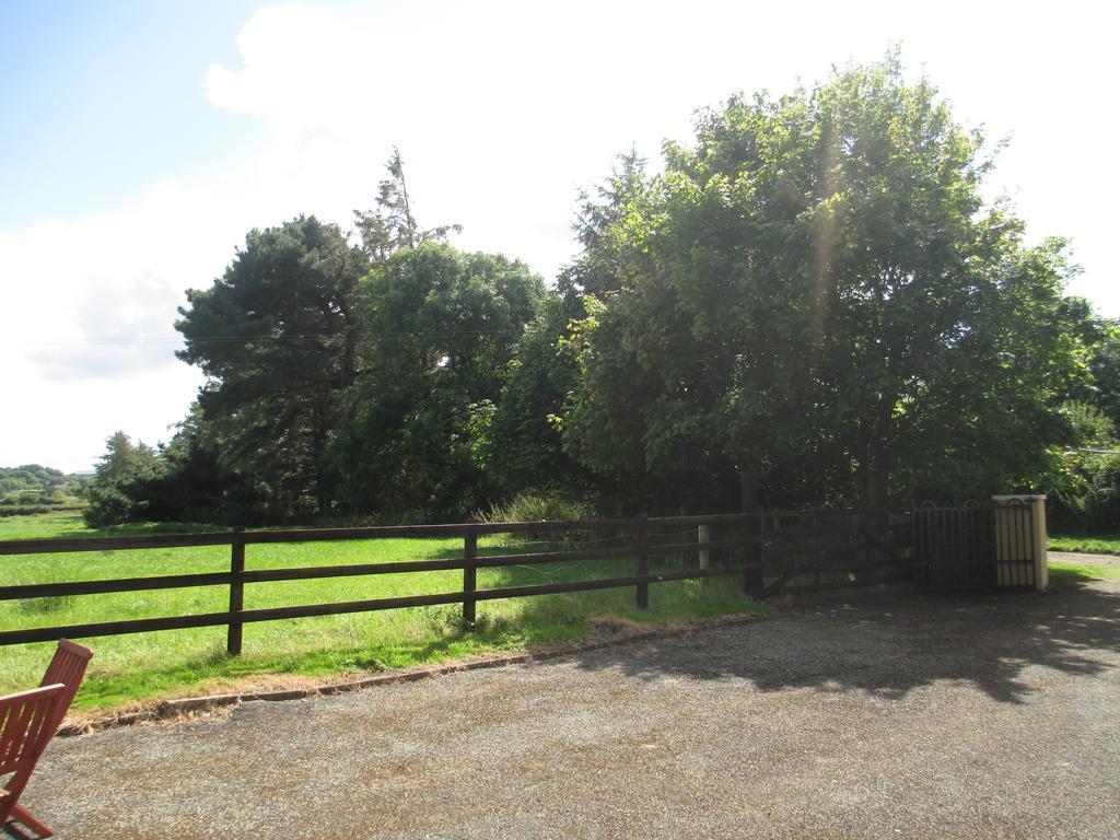 Tralia Farmhouse Self Catering Farranfore ภายนอก รูปภาพ
